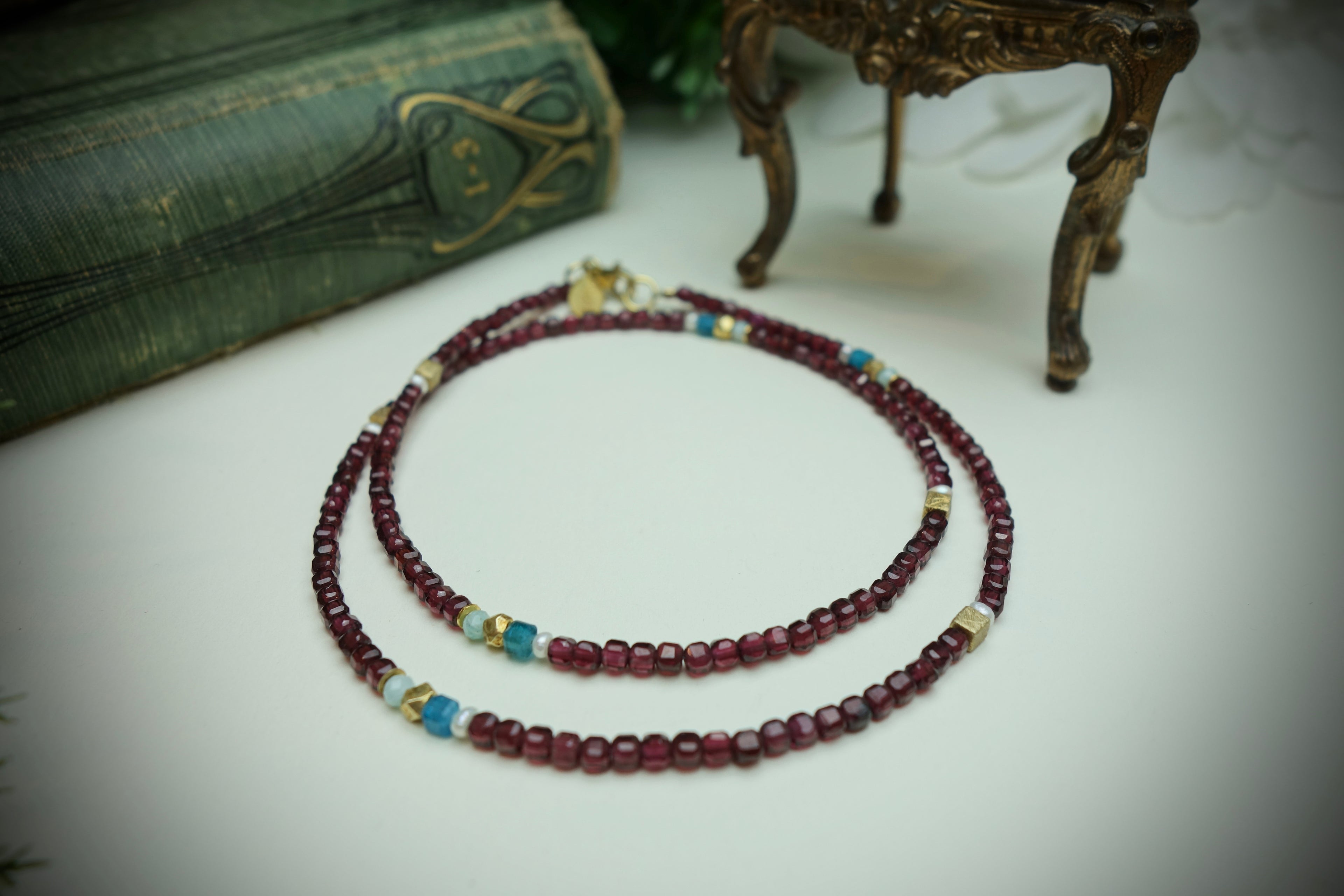 Collier „VELORA“