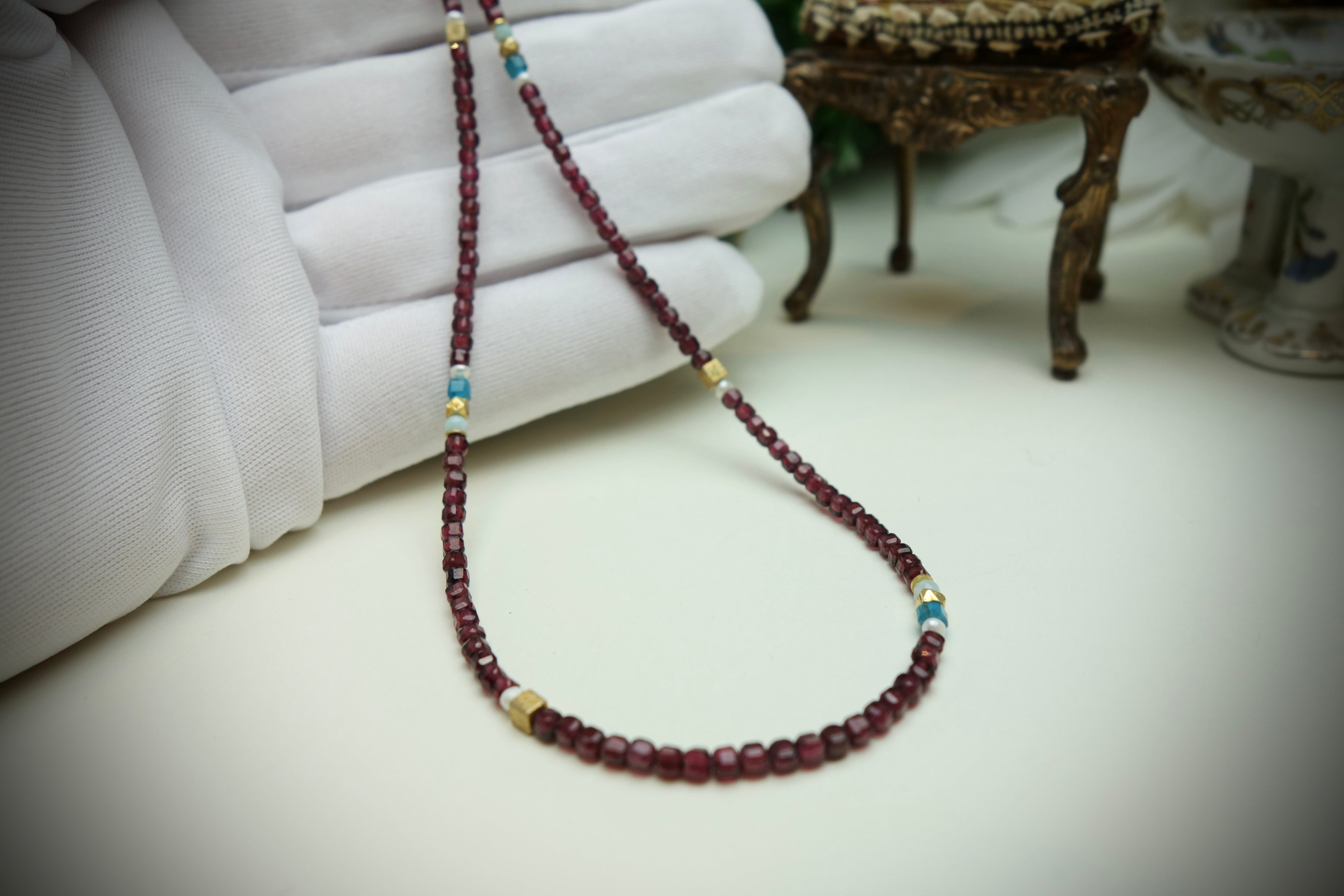 Collier „VELORA“